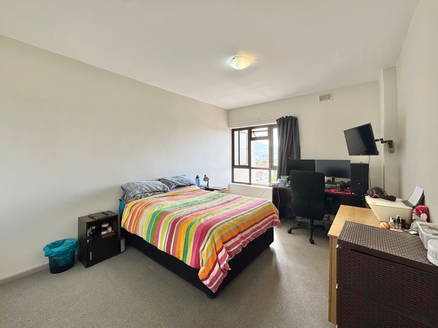 2 Bedroom Property for Sale in Kenilworth Western Cape